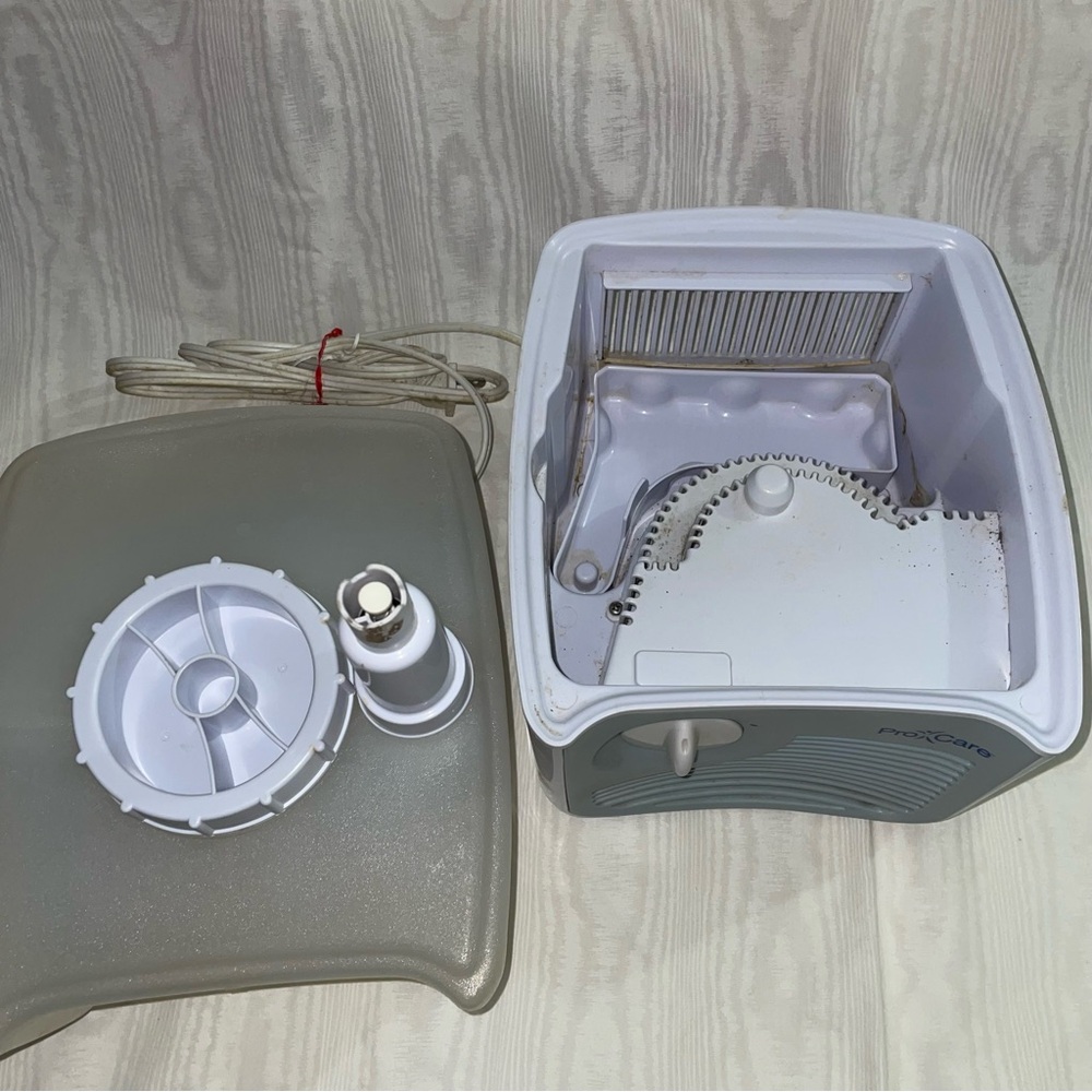 ProCare Electric Humidifier - Picture 7 of 10